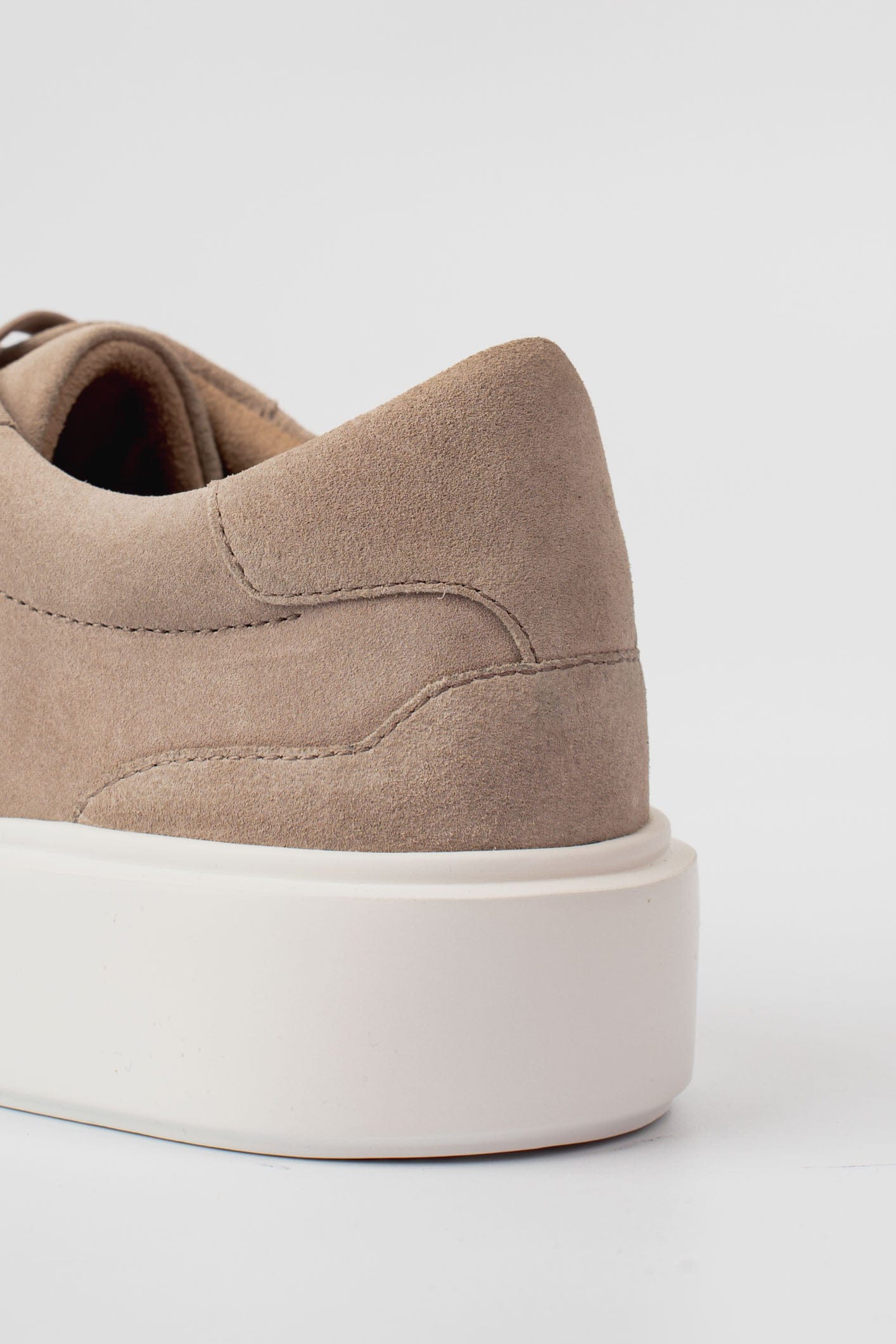 SUEDE TRAINER - BEIGE