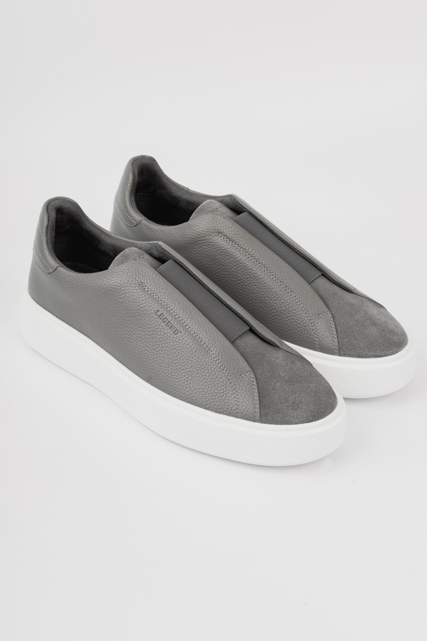 VELORA TRAINER - GREY