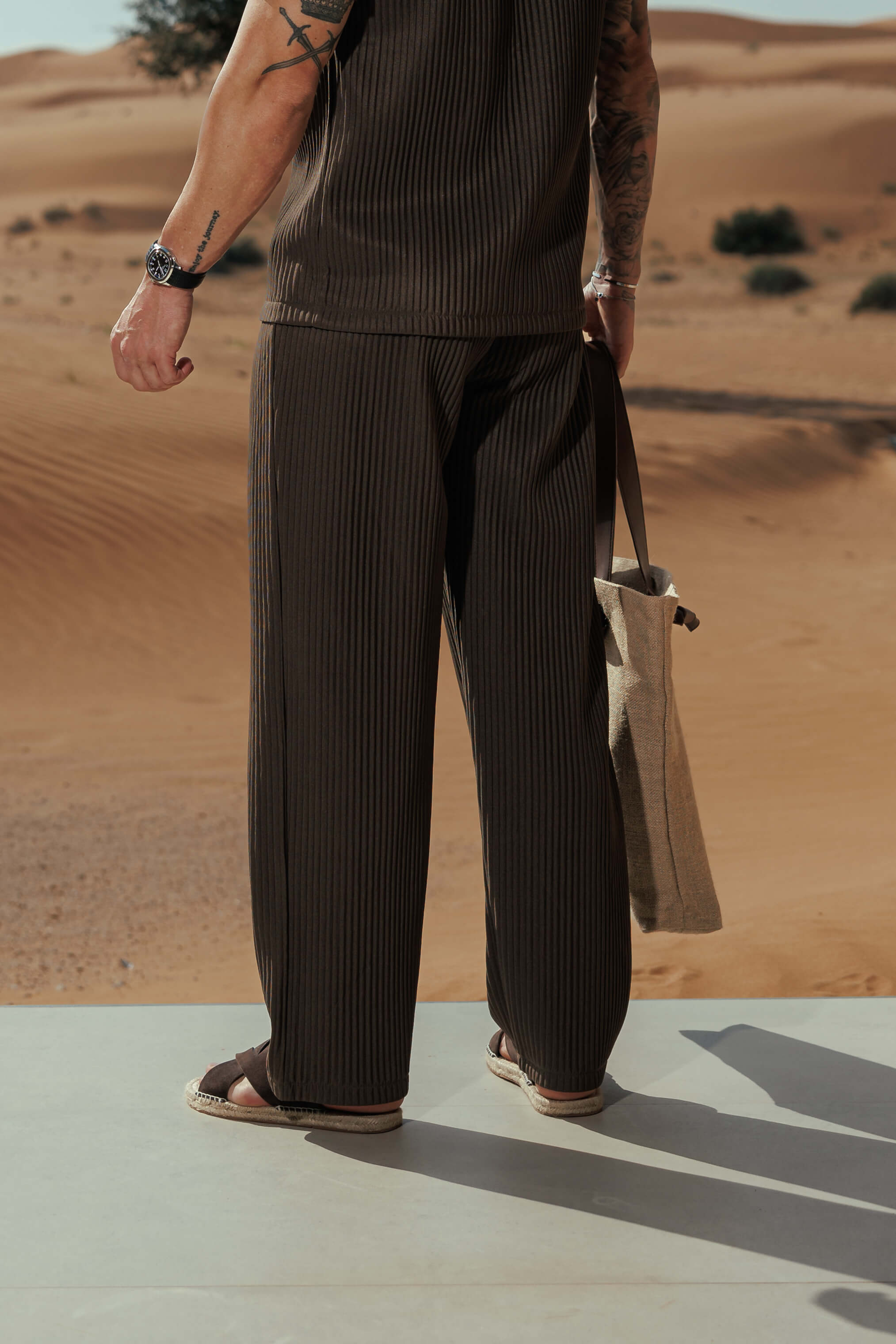 PLEATED TROUSER - BROWN