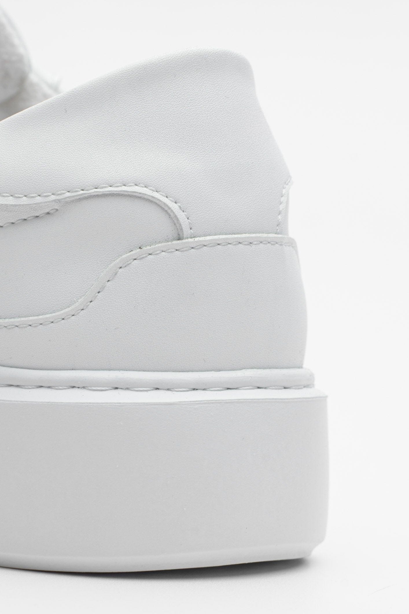 LEATHER TRAINER - WHITE