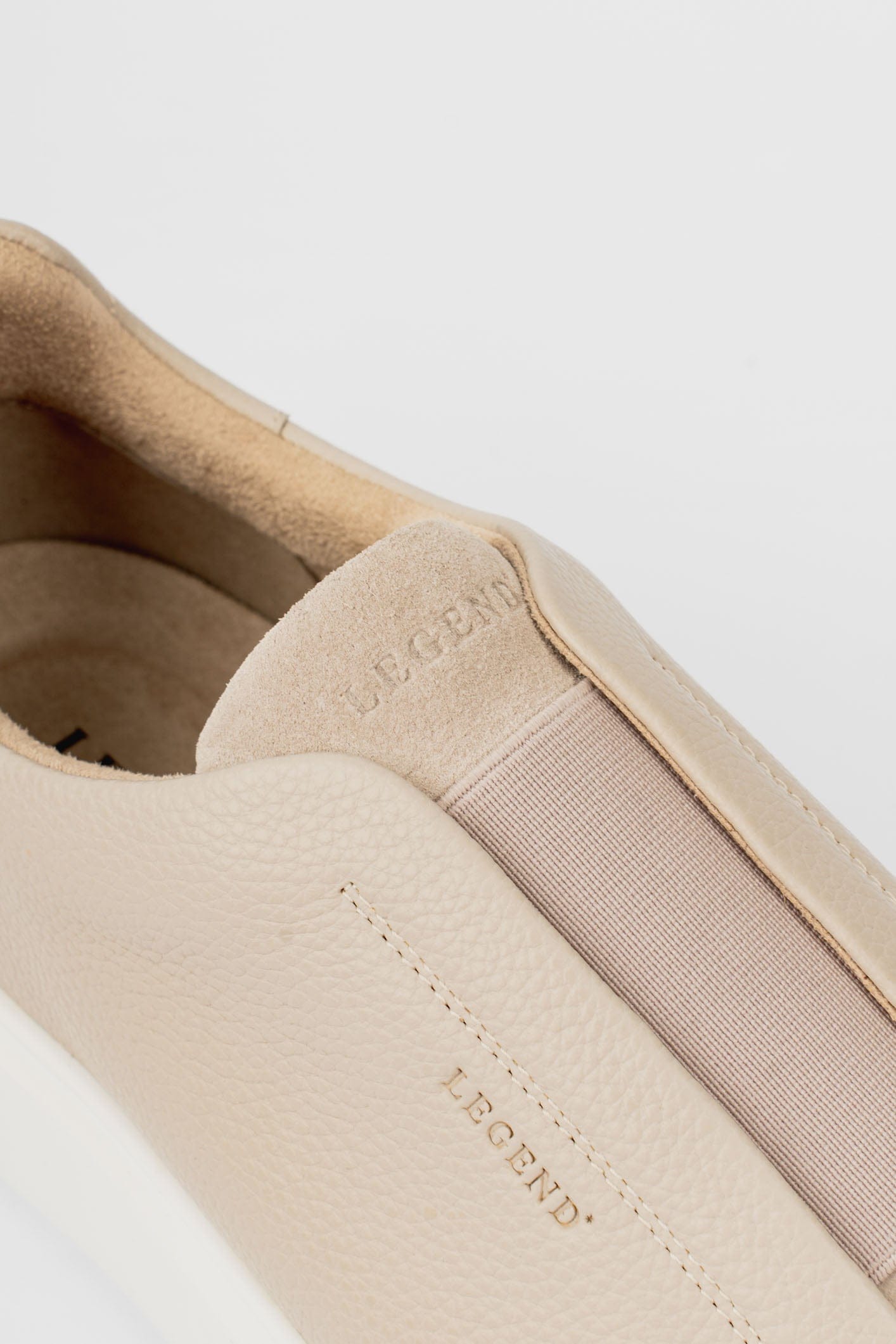 VELORA TRAINER - TAUPE