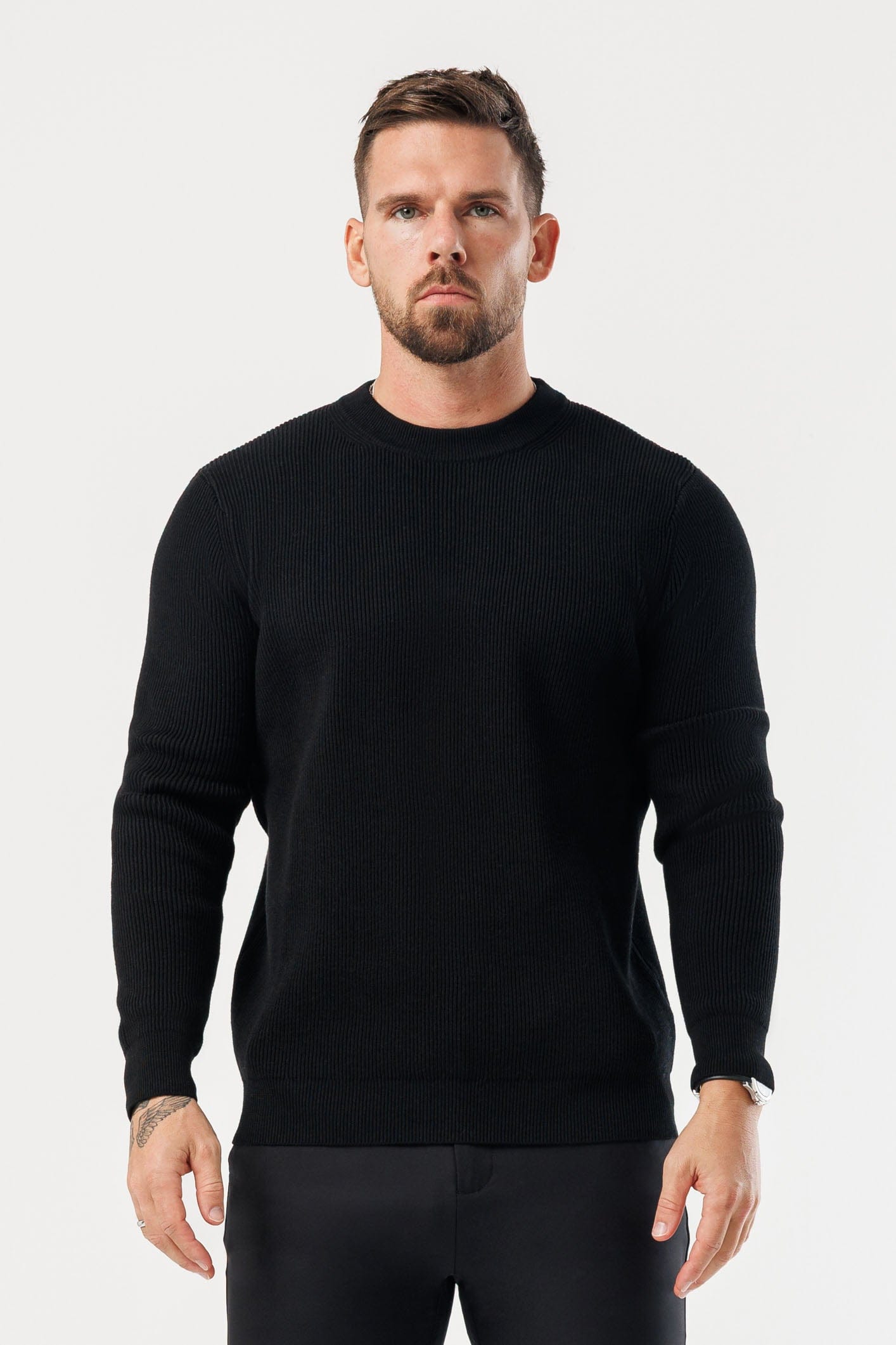 RIDGE KNIT SWEATER - BLACK