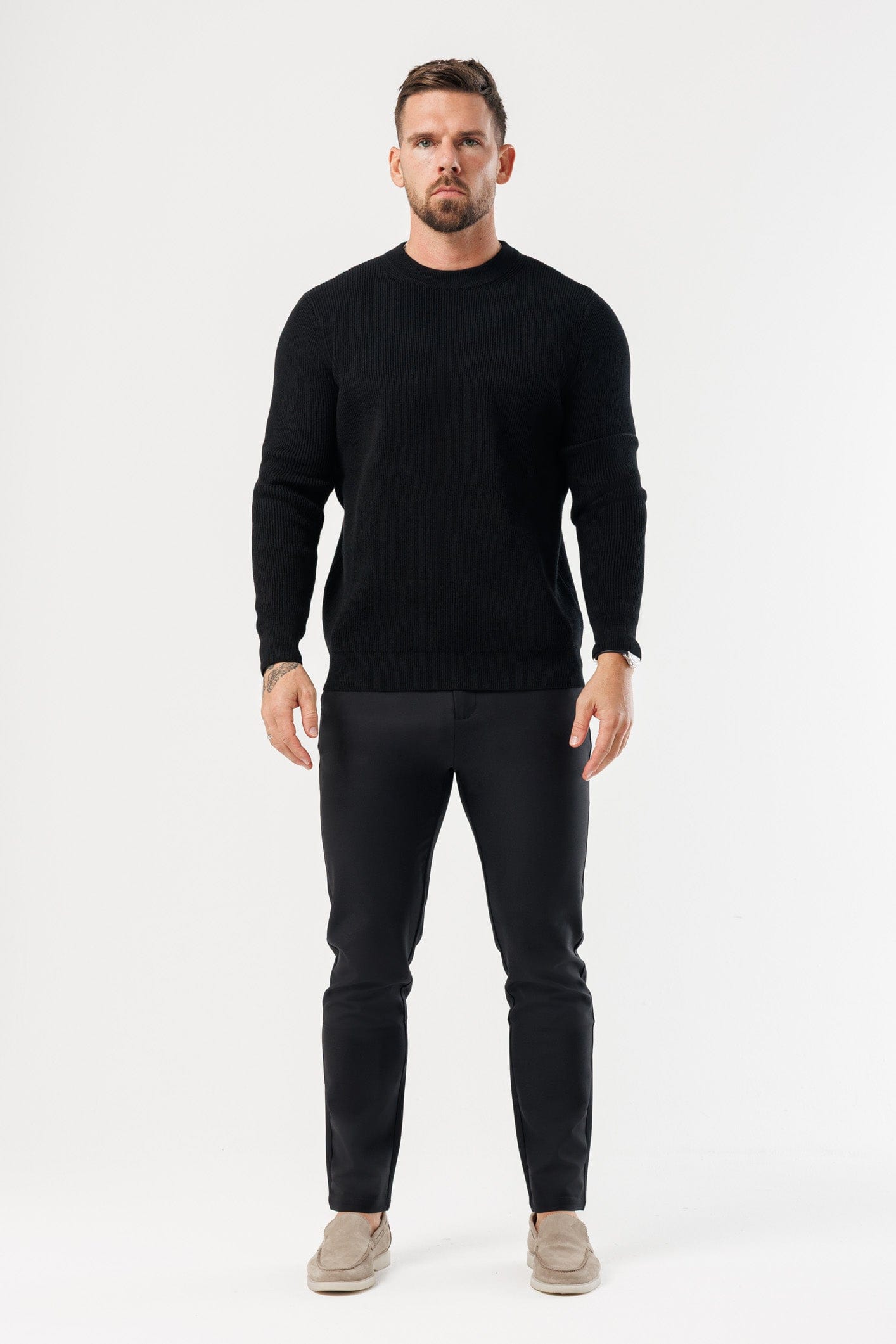 RIDGE KNIT SWEATER - BLACK