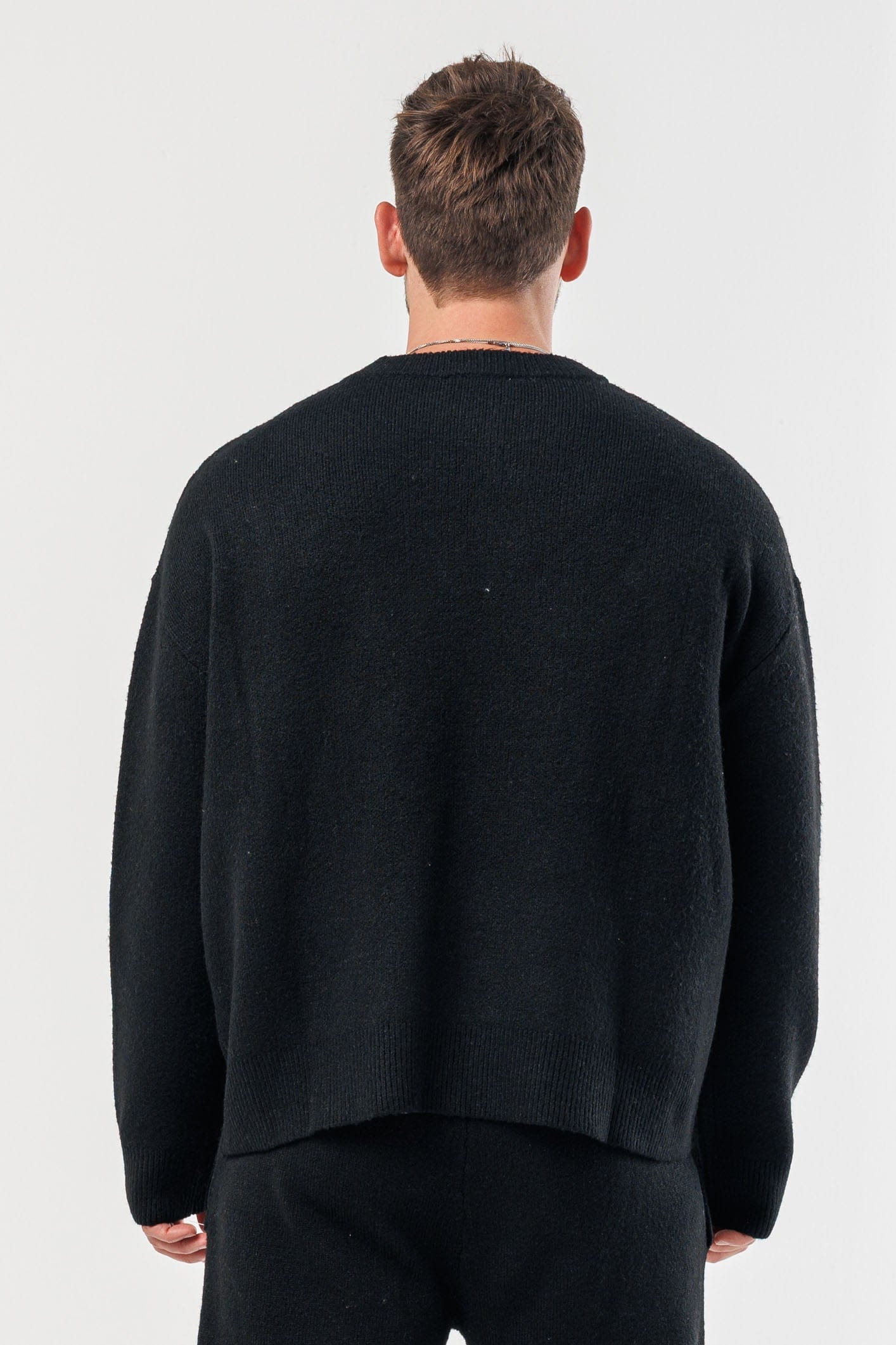 KNIT SWEATER - BLACK